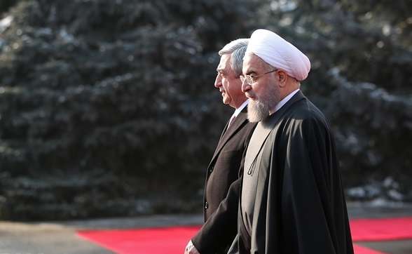 امضای ۵ سند همکاری میان تهران و ایروان