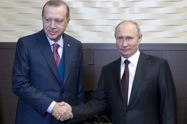 پوتین: همکاری ما با ایران و ترکیه در سوریه نتیجه بخش بوده است