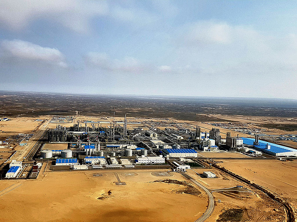 1,700 large facilities under construction in Turkmenistan