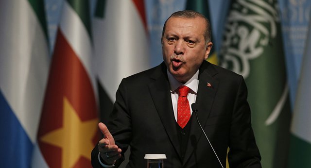 اردوغان: فرانسه از تروریست‌ها حمایت می‌کند
