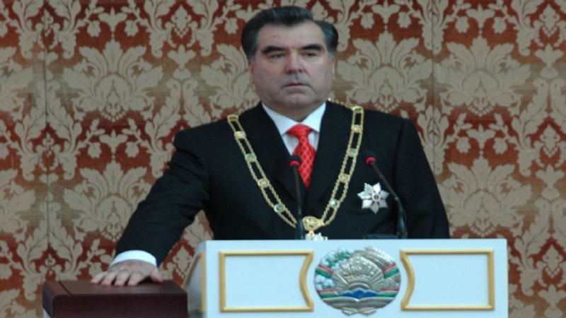 پیشنهاد "انجمن آزاد اندیشان تاجیک" برای مهلت ریاست جمهوری
