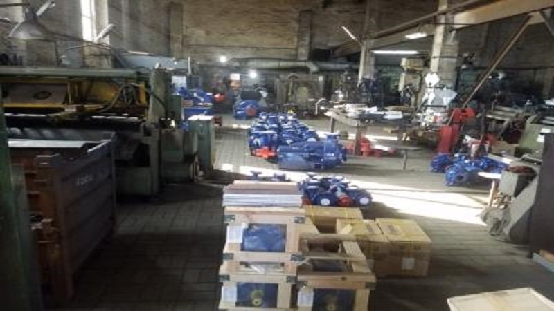تعطیلی 163 کارخانه در تاجیکستان