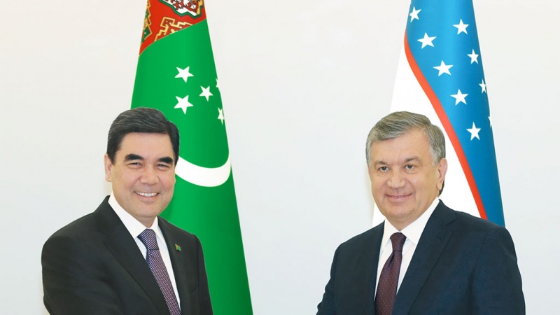 گفت‌وگوی تلفنی رؤسای جمهور ترکمنستان و ازبکستان