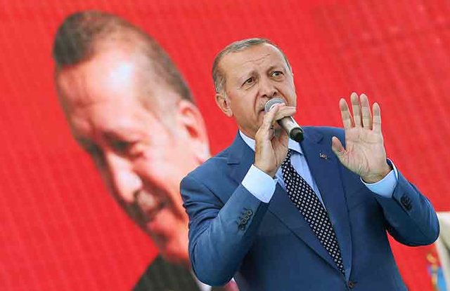 اردوغان: با توافق درباره ادلب ترکیه و منطقه نفس راحتی کشیدند