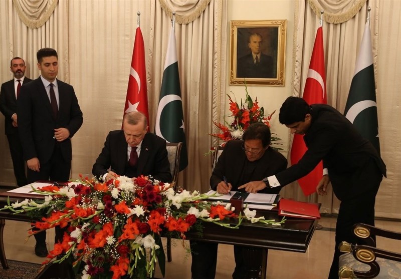 پاکستان و ترکیه ۱۳ تفاهم‌نامه همکاری امضا کردند