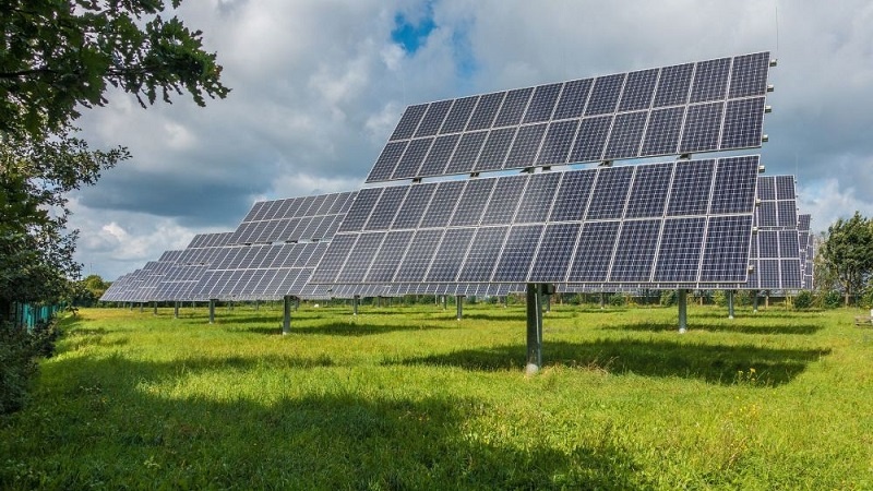 بهره برداری از نخستین نیروگاه خورشیدی در مرغاب؛ماه می امسال