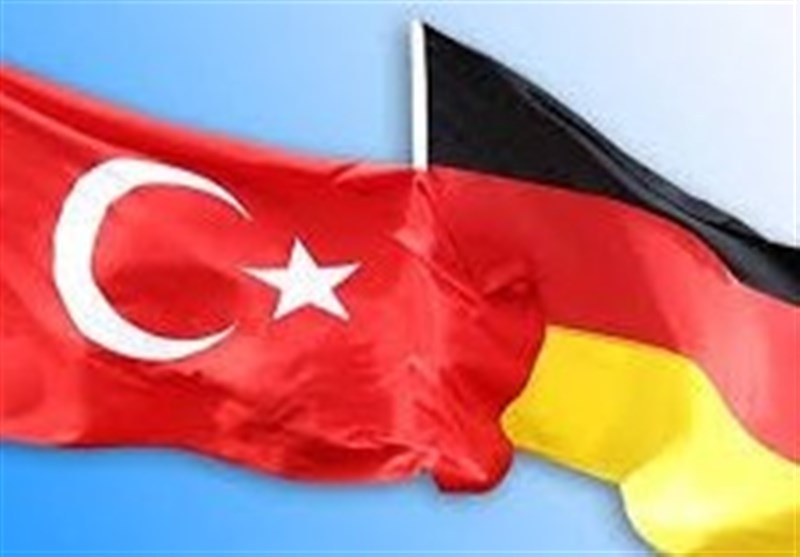 وزیر دفاع ترکیه به آلمان می‌رود