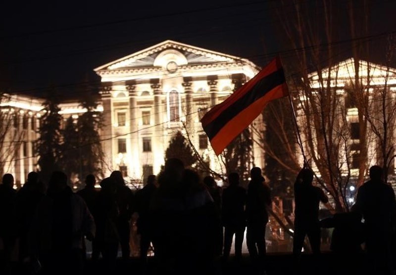تلاش حزب حاکم برای استیضاح رئیس جمهور ارمنستان
