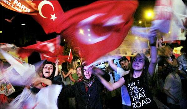 بحران تحلیف درمجلس ترکیه