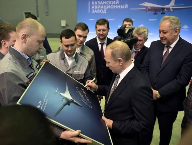 Putin hails new bomber as a boost to Russia