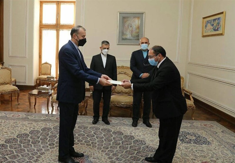 دیدار سفیر جدید ارمنستان در ایران با امیرعبداللهیان  خود را تسلیم کرد