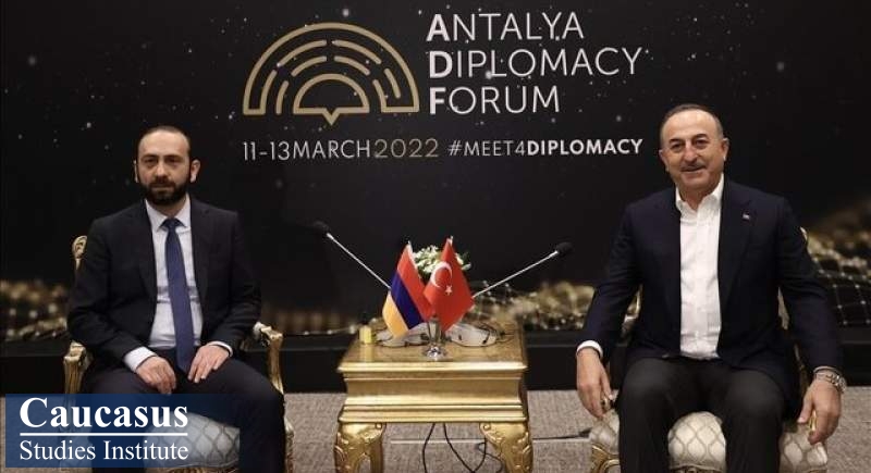نشست "ثمربخش و سازنده" وزرای خارجه ترکیه و ارمنستان
