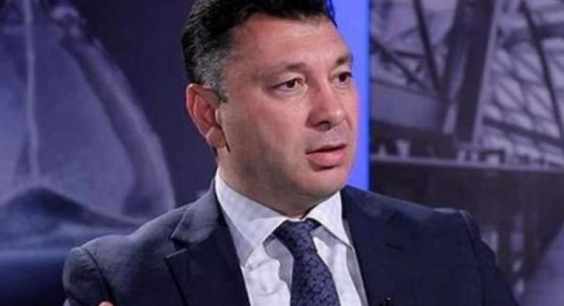 صلح شرافتمندانه در ارمنستان با توسعه مسیر استراتژیک مسکو-ایروان-تهران امکان‌پذیر است.